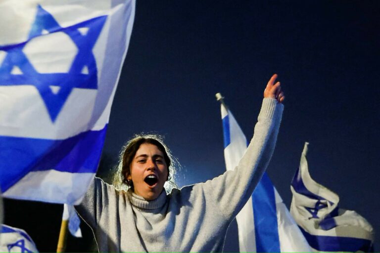 israel woman cheer Sarah way Jurgen Buhler 2023