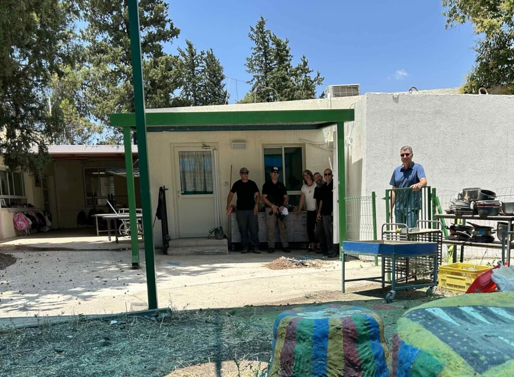 Vulnerable Israeli Community Receives Bomb Shelter