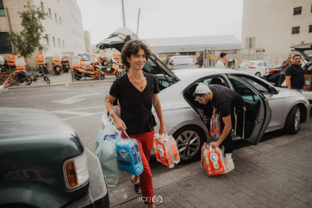 Aid relief being given to people of Israel during war