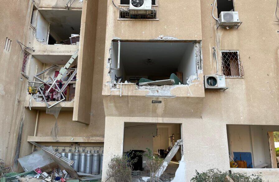 An apartment complex destroyed by Iranian missiles (ICEJ photo)