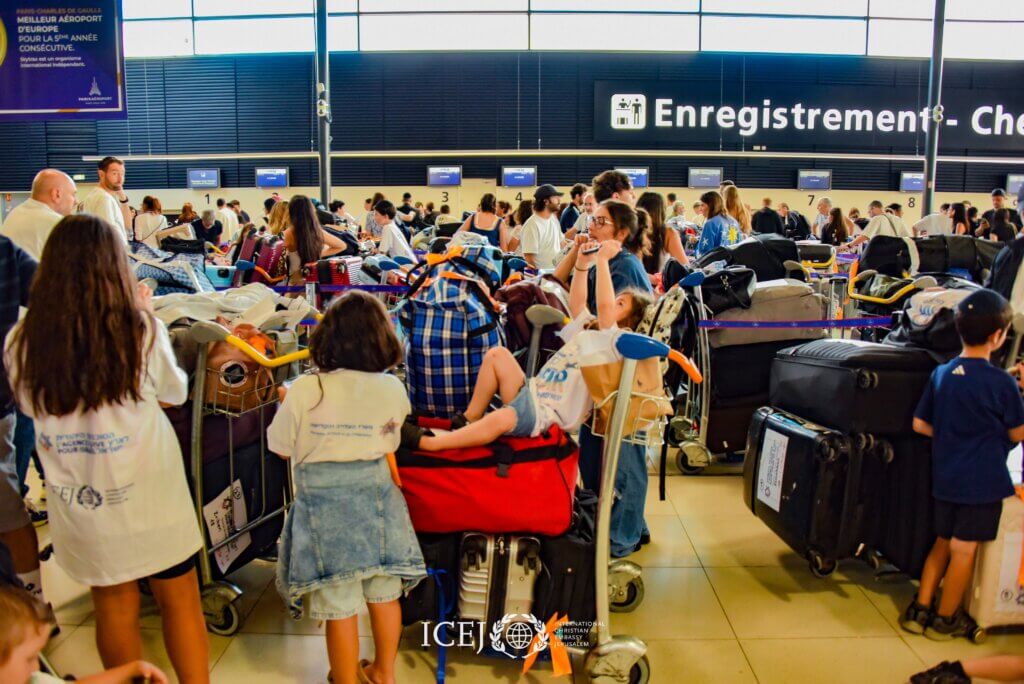 Picture 1 - Checking in at Charles DeGaulle Airport