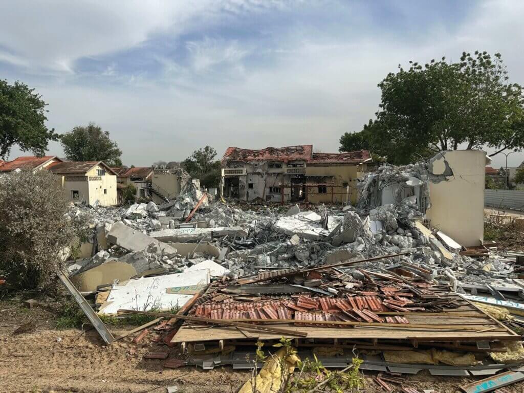 Clearing of destroyed homes on Kibbutz Be’eri