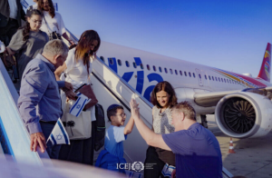 Joyous welcome greets French Aliyah Flight sponsored by ICEJ
