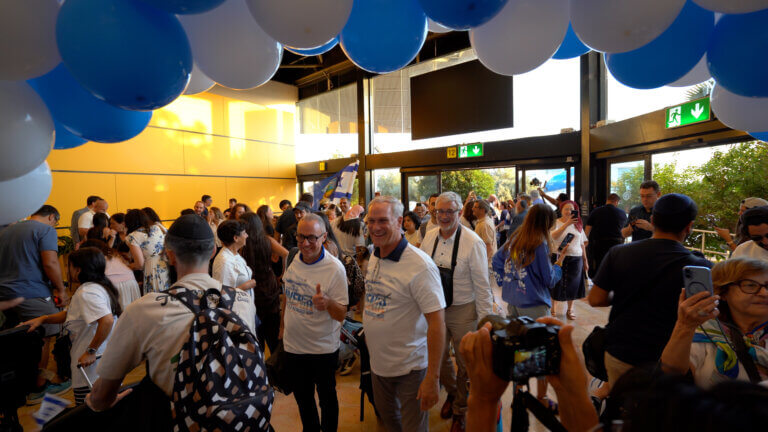 Picture 2 - Music, singing and dancing offered a celebratory welcome to the new Olim